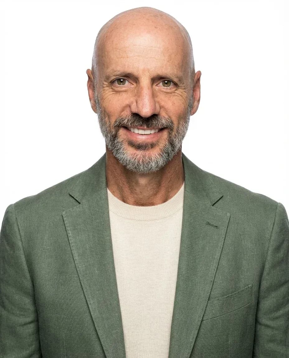 AI Insurance Agent Headshot of a 60 man by ExecHeadshots