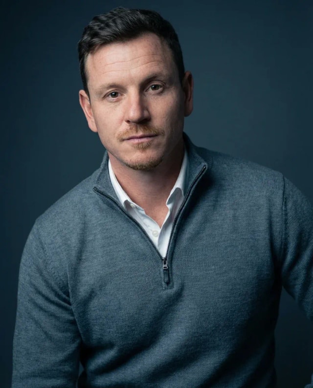 AI Trainer Headshot of a 40 man by ExecHeadshots