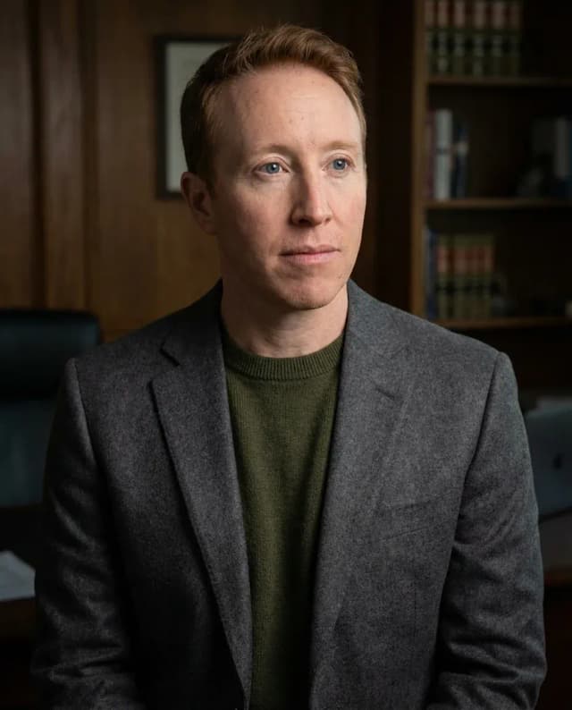 AI Author Headshot of a 40 man by ExecHeadshots